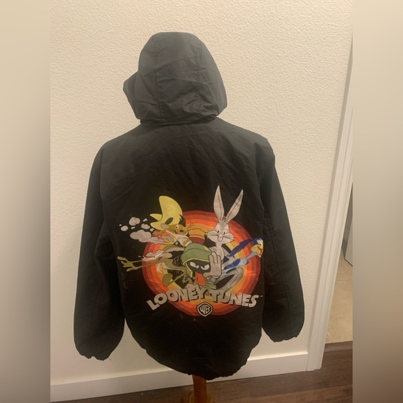 Looney Tunes members only windbreaker - Picture 4 of 5